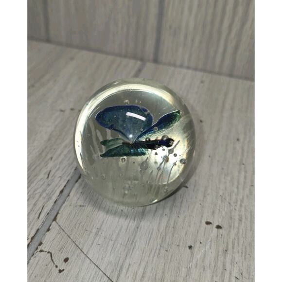 Vintage Glass Paperweight w/ Green & Blue Butterfly 2 1/2" Art Glass Beautiful - Picture 1 of 13